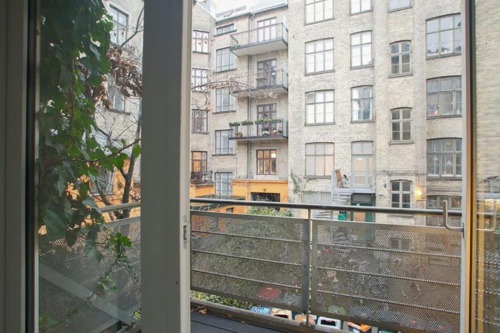 Apartment Large & Bright 3br W Whirlpool Near Metro Kopenhagen
