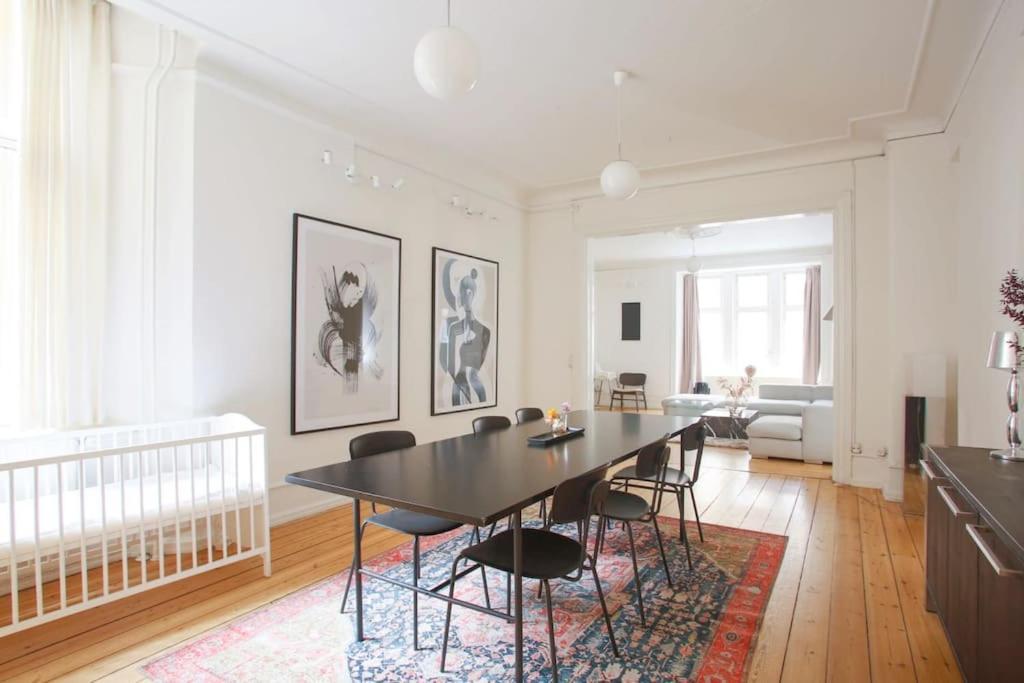 Apartment Large & Bright 3br W Whirlpool Near Metro *